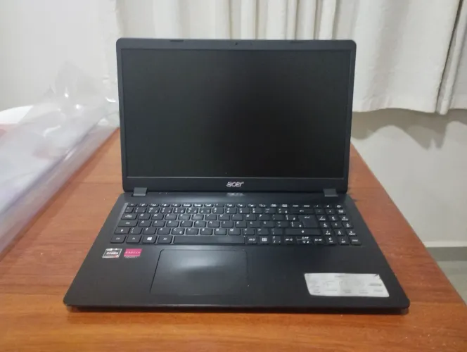 Notebook Acer com placa de vídeo 8GB de RAM e com SSD