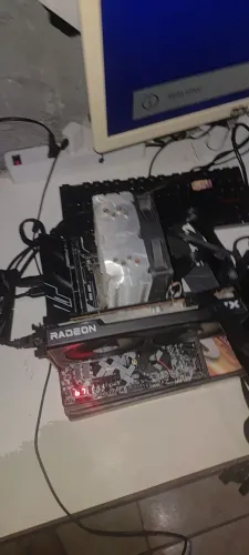 Realizo montagem e formatação 