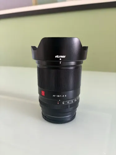 Lente Viltrox 13mm 1.4 seminova