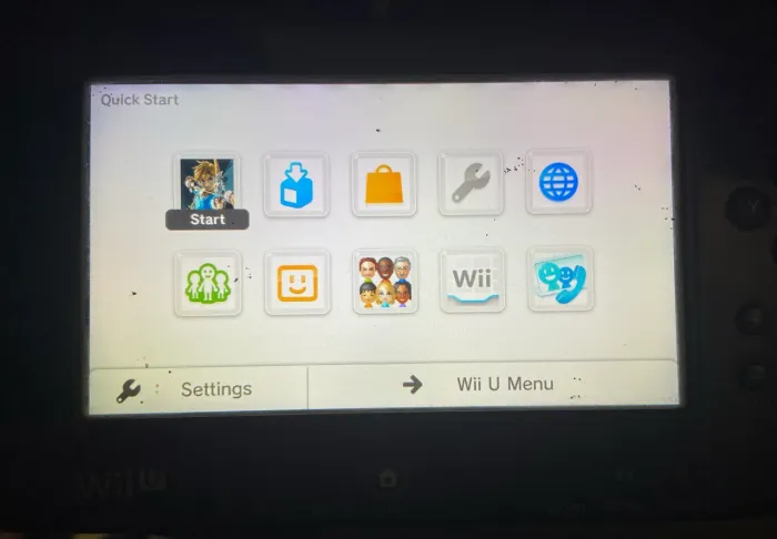 Game Pad Nintendo Wii U com Defeito Liga mas bateria não carrega está estufada 