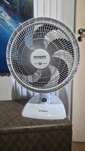 Ventilador Mondial Giratório Super Power 40cm