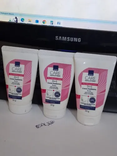 Creme depilatório p/ o rosto com aloe vera e óleo de jojoba Avoncare 30g novo por R$ 30,00