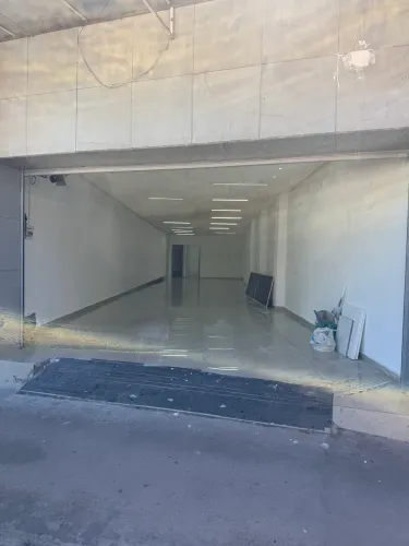 PONTO COMERCIAL - Praça Deodoro - Centro / *