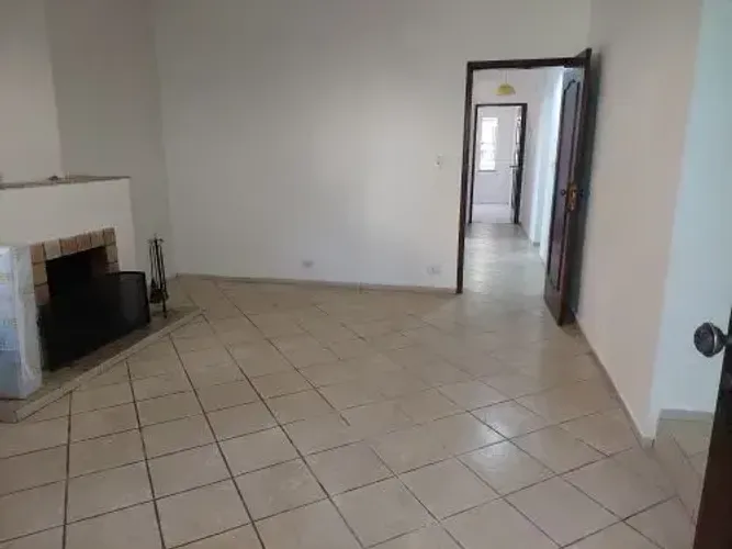 Casa térrea para locação com 175mAC, 4 dorms/1 suíte, 4 vagas na City Lapa