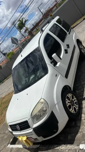 Fiat Doblo Essence 1.8 Flex 16V 5P 2014