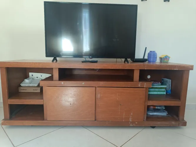 Estante madeira maciça