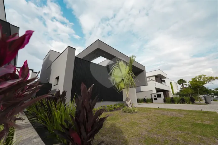 Casa térrea à venda com 4 suítes no Alphaville Nova Esplanada - Sorocaba SP