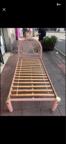 Cama solteiro ferro