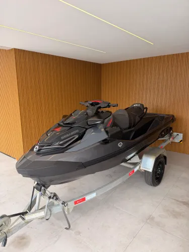 Jet Ski Sea Doo RXT-XRS 2022 único dono 58 horas