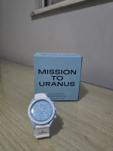 Relógio Omega x Swatch mission to Uranus