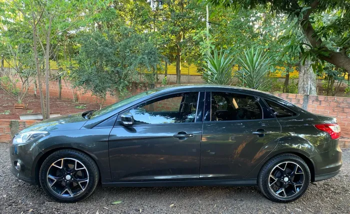 Ford Focus Sedan 2.0 16v/2.0 16V Flex 4P Aut. 2014