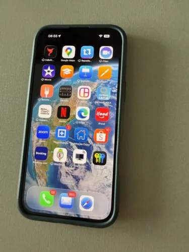 Iphone 16 Plus 256gb, 93% de bateria, semi novo, com capinha!