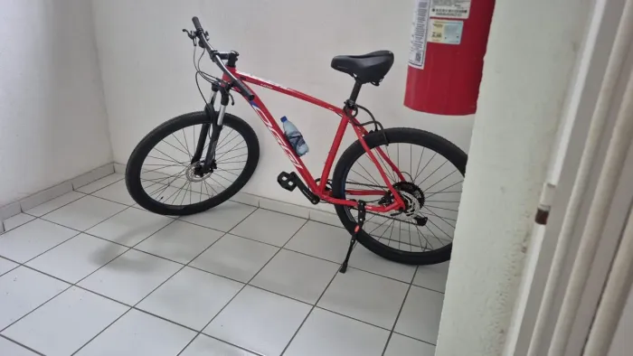 Oggi Hacker HDS 2025 - Bicicleta seminova (bike)