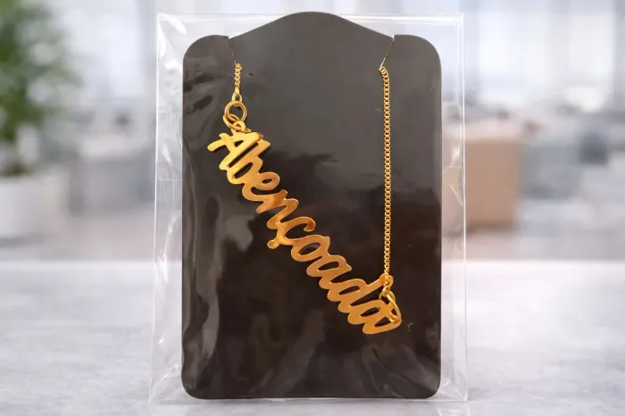 Colar personalizado nome dourado abençoado-Semijoia elegante 