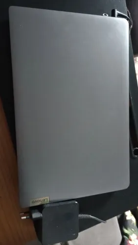 Vendo notebook, semi-novo, apenas venda 1.500