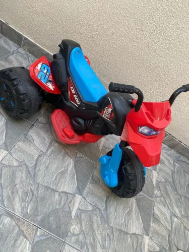 Vendo moto elétrica infantil