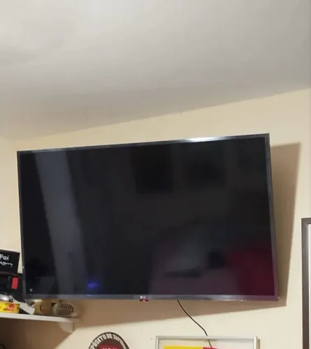 Tv LG Smart TV 43 LG Full HD 43LR6700