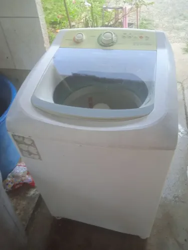 Máquina de lavar 10kg impecável 