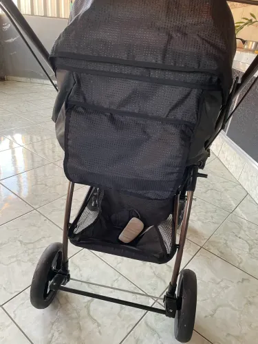 Carrinho de bebê Galzerano reversivel