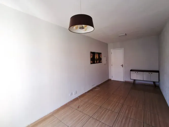 Imóvel para aluguel tem 73 metros quadrados com 2 quartos em Granja Viana II - Cotia - SP