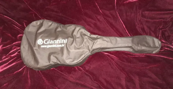 Violão Infantil (aprox. 77cm) Giannini | Marrom Claro + Capa e Paleta Brinde