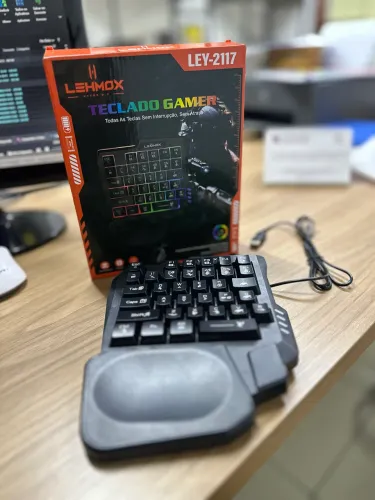 Teclado Gamer de uma mão Lehmox LEY-2117