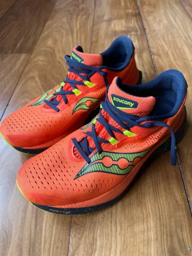 Tênis Saucony Endorphin Speed 4 - Tam. 12US - Excelente estado
