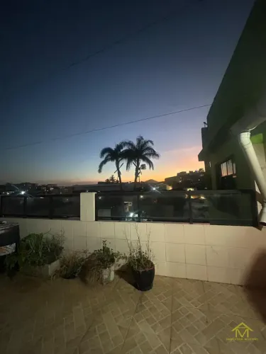 Cobertura em Jaburuna: 3 Quartos com Espaços Amplos