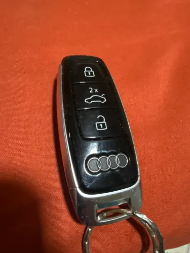 Chave Audi e-tron 2022