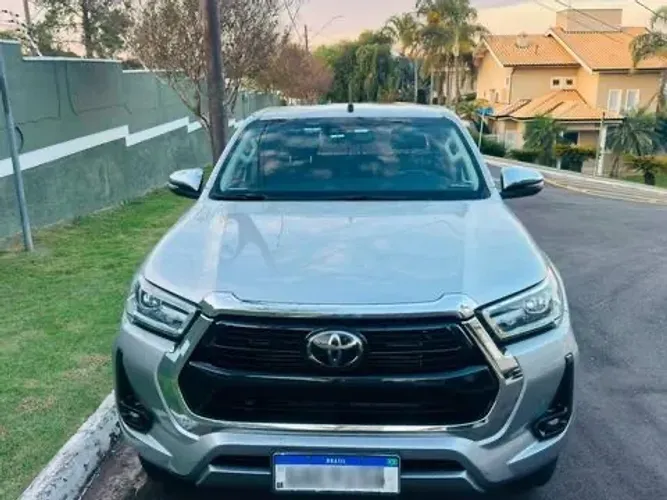 Toyota Hilux CD SRX 4X4 2.8 TDI 16V Diesel Aut. 2021
