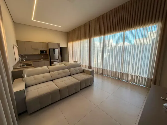Casa Térrea para Locação no Belvedere 2 | Porteira Fechada | 3 Suítes/ MT - Cuiabá.
