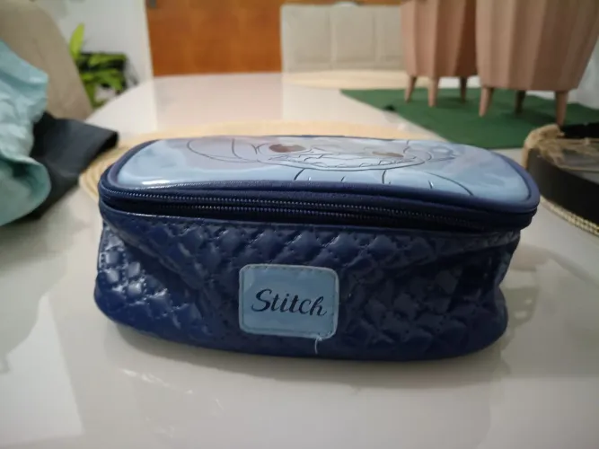 estojo escolar stitch