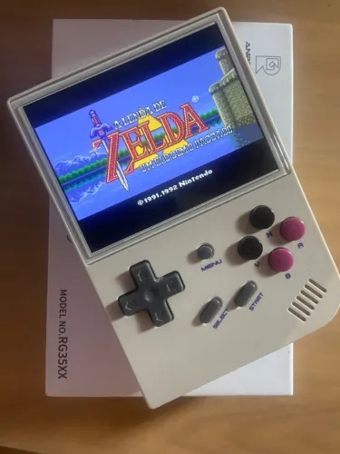 Anbernic RG35xx - Video game portátil retrô