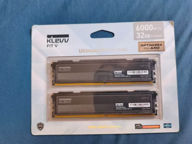 (Nova Lacrada) KIT Memória RAM DDR5 32gb 2x16GB 6000mhz cl28