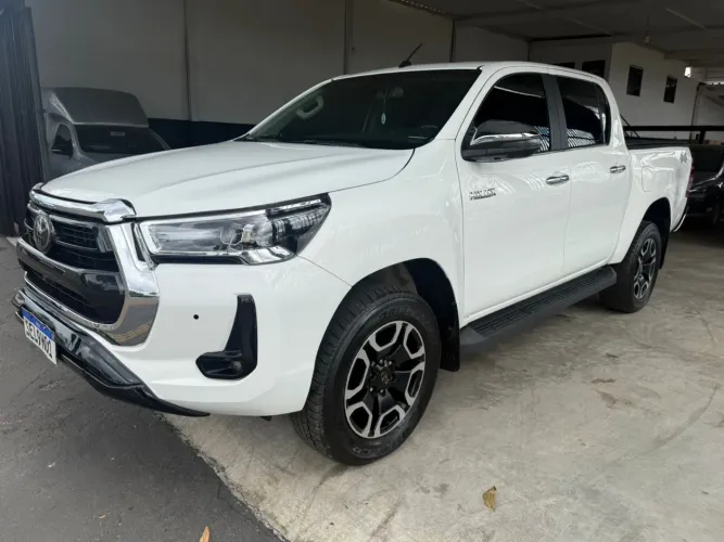 Toyota Hilux CD Conquest 4X4 2.8 Die.aut 2023