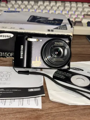 Câmera Samsung Cybershot WB150F em ótimo estado na caixa!