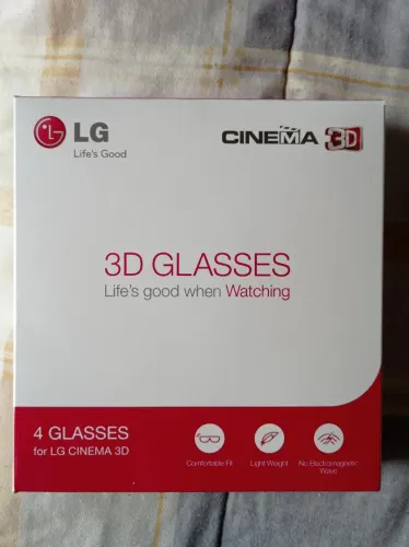 Kit original com 4 óculos 3D LG Cinema 3D modelo AG-F310