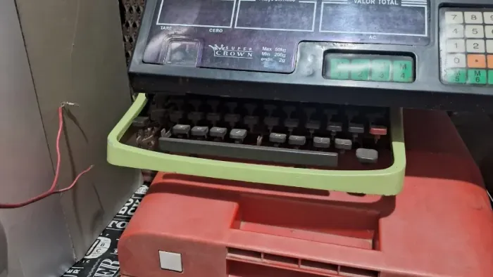 maquina de escrever olivetti