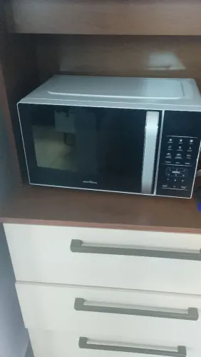 Microondas Britânia 20 litros