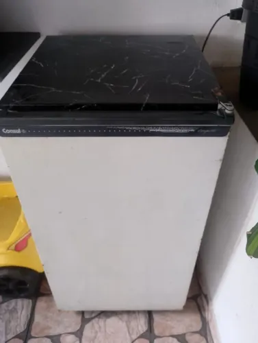 Freezer vertical Consul 127v