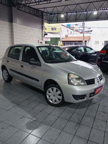 Renault Clio Hi-flex 1.0 16V 5P 2012