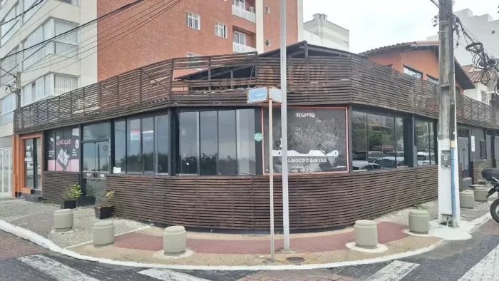 Imóvel para aluguel tem 548 metros quadrados com 4 quartos em Cavaleiros - Macaé - RJ