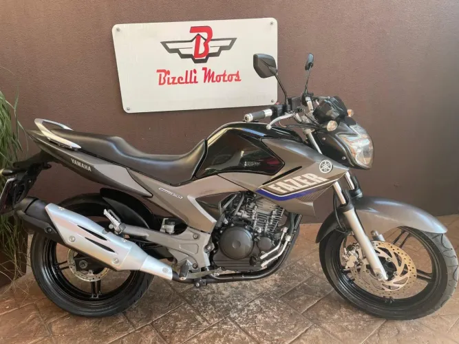 Yamaha Ys 250 fazer 2015