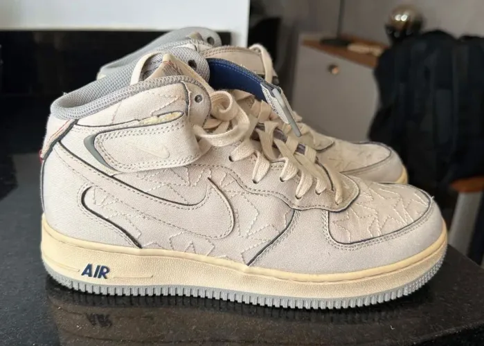 Tênis Nike Air Force 1 Mid