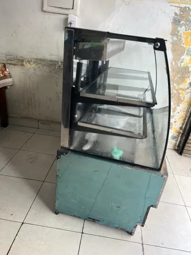 Expositor a venda