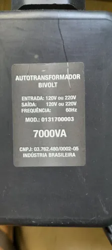 Transformador de voltagem 127/220v