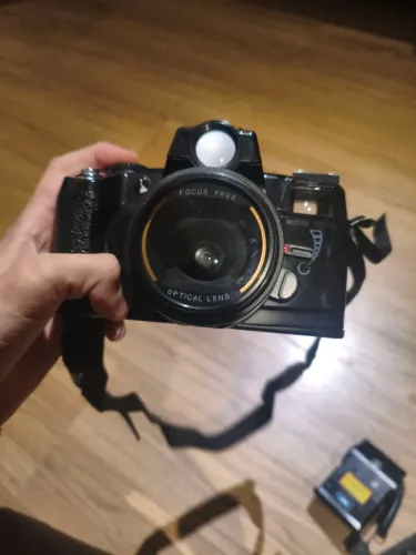 Vendo máquina yashica