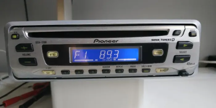 RADIO CD PIONEER DEH-1700