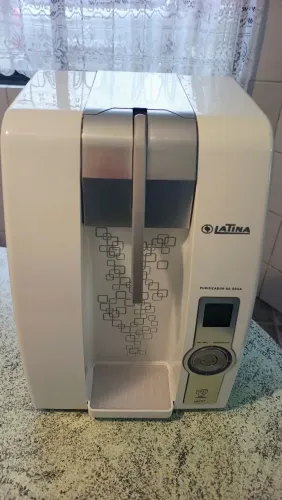 Purificador de água Latina PA755