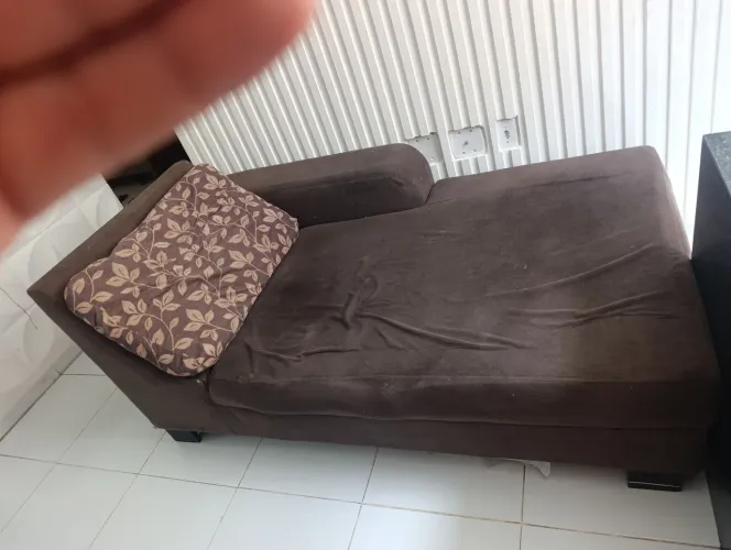 Sofá cama com almofada semi novo perfeito só pegar e usar!